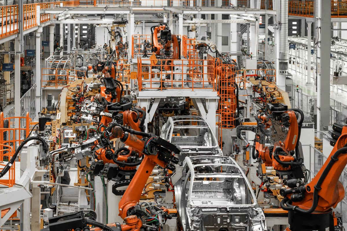 photo-of-automobile-production-line-welding-car-b-2025-02-12-11-03-52-utc-scaled-1-1200x800.jpg
